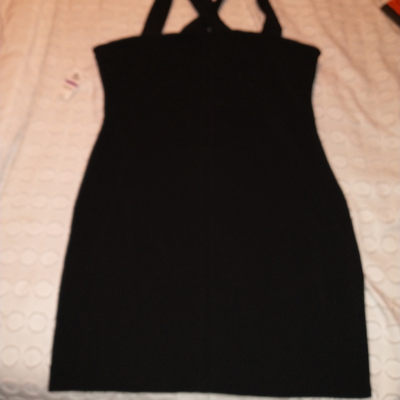 Dress - Picture 3 of 6